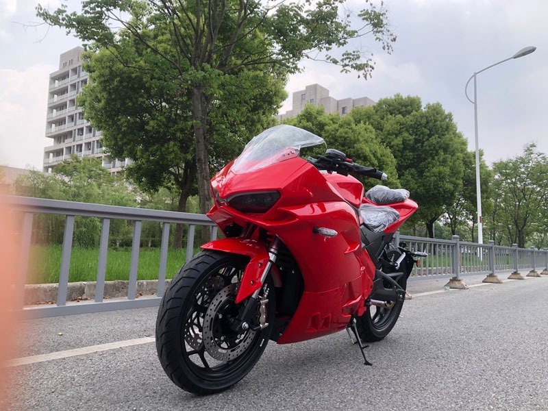 Гоночный мотоцикл Ducati Panigale Гоночный мотоцикл Ducati Panigale